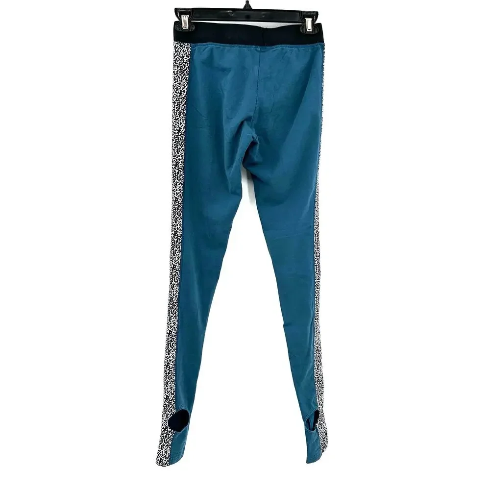 Nike size small full length‎ blue athletic leggings stirrup detail black white